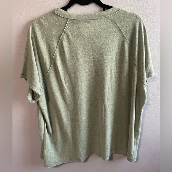 NWOT Aerie Linen Blend Breezy Raglan Boho Lagenlook Oversized Tee. Size Small. - Picture 2 of 7
